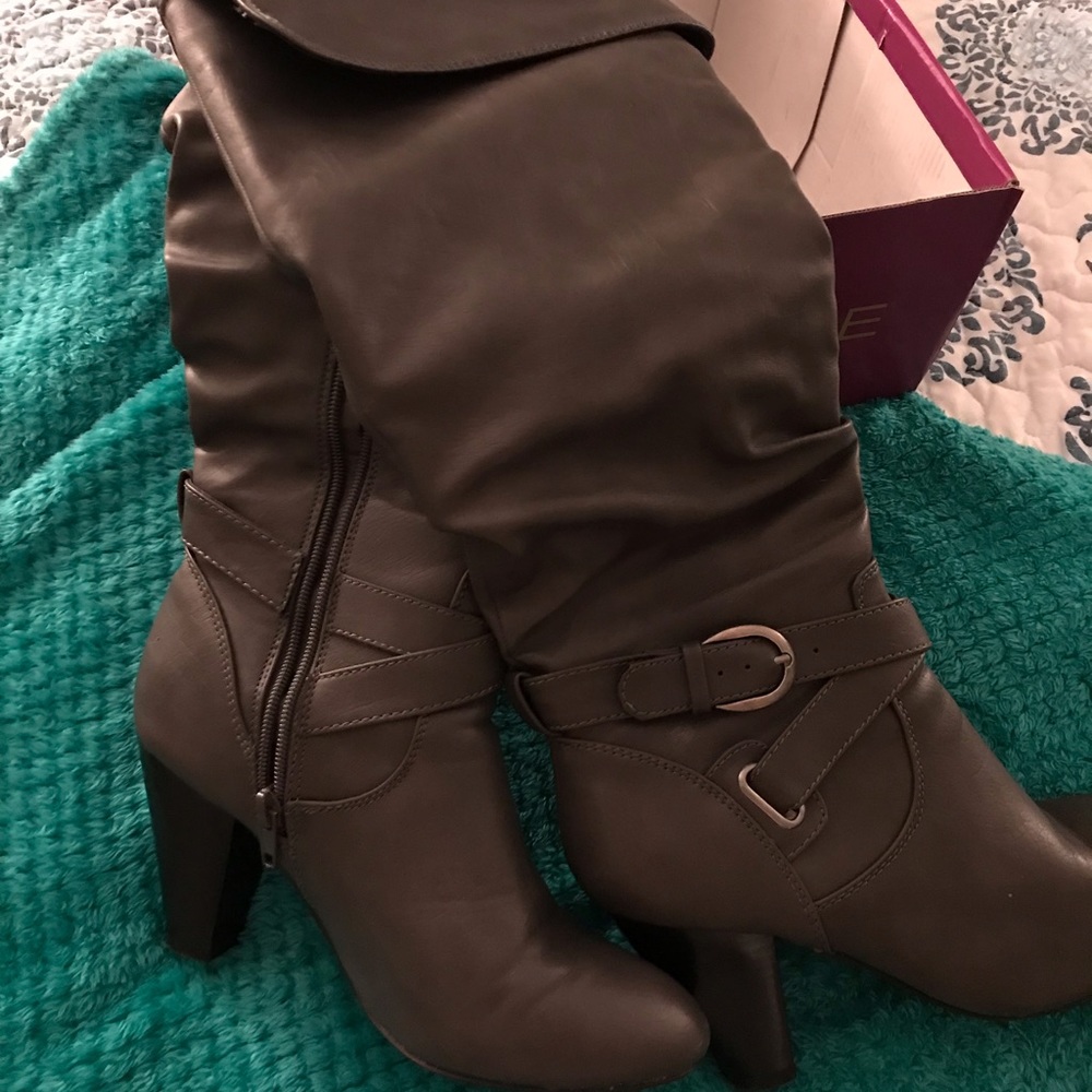 Rampage boots